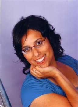 usha_portret_2_klein_formaat (002)
